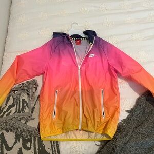 NIKE WINDBREAKER !!!!!